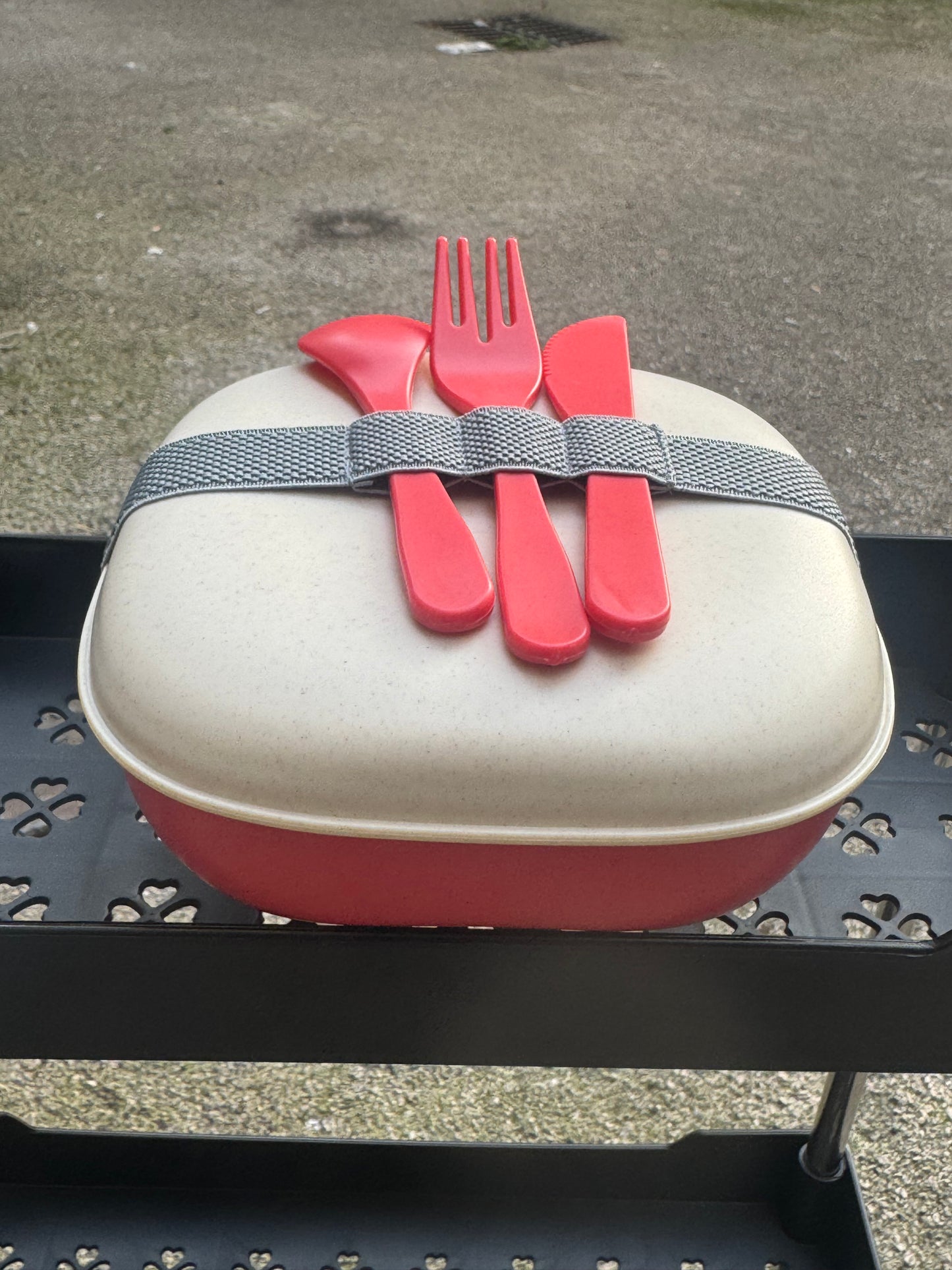 Lunch box