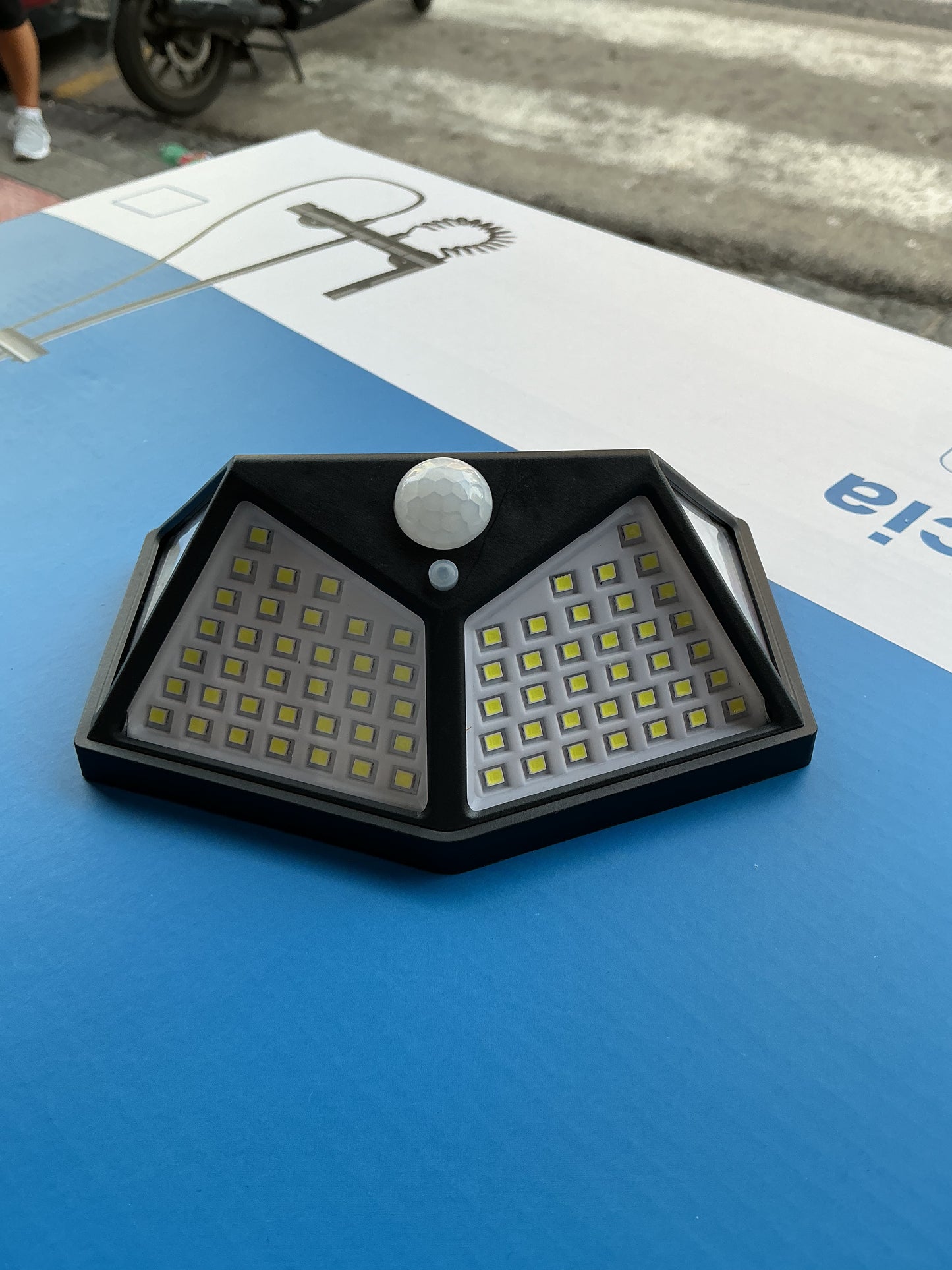 Luce pannello solare