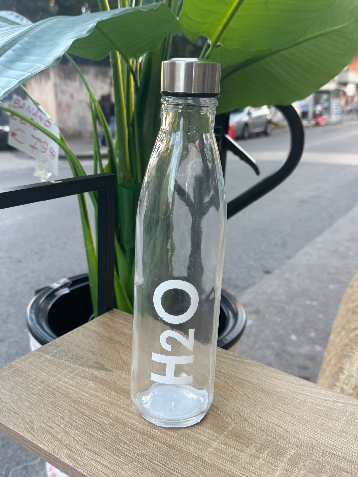 Bottiglia acqua in vetro