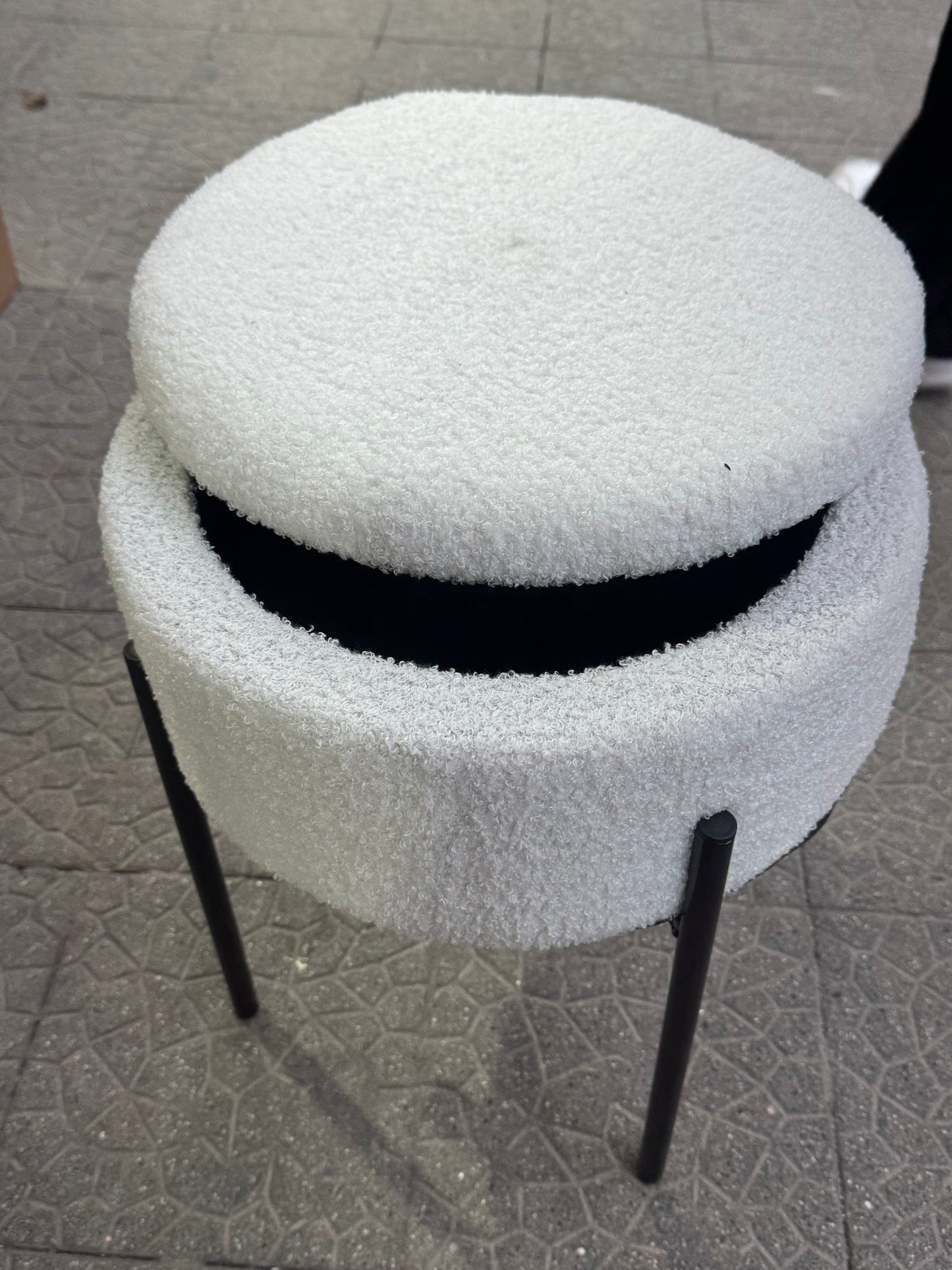 Pouf contenitore