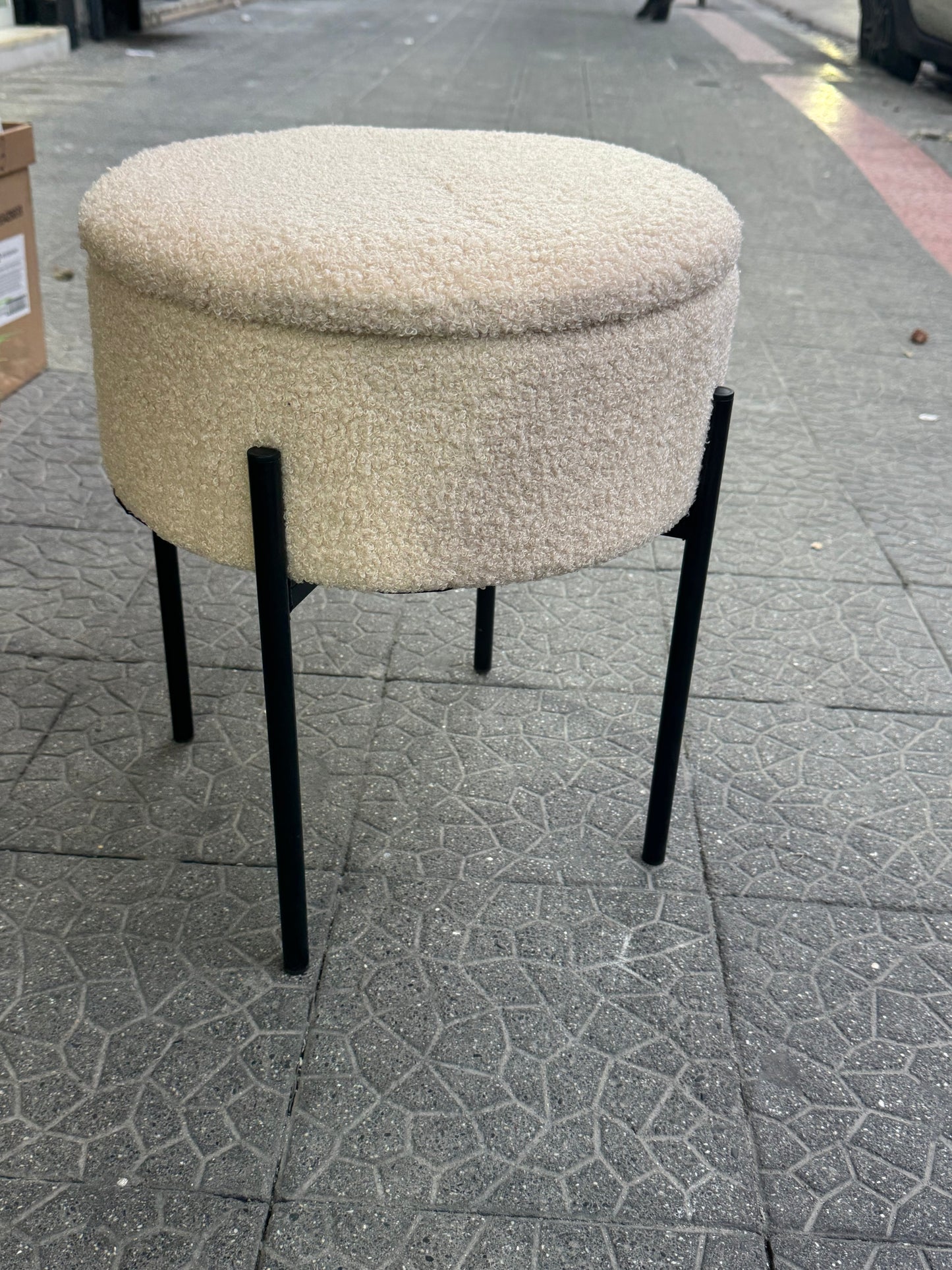 Pouf contenitore