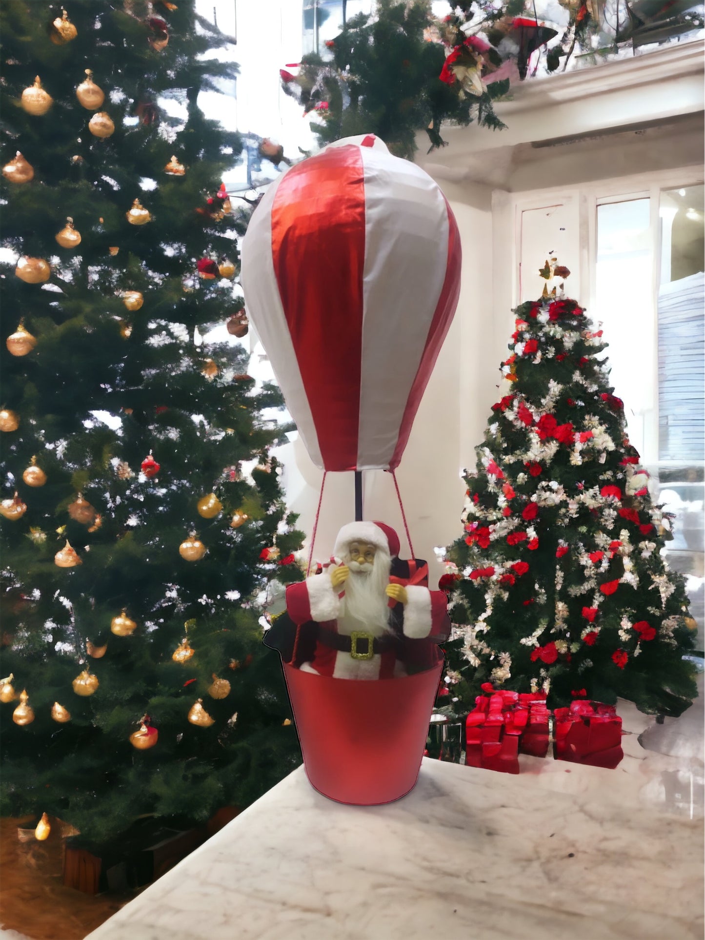 Babbo Natale in mongolfiera H.110 cm
