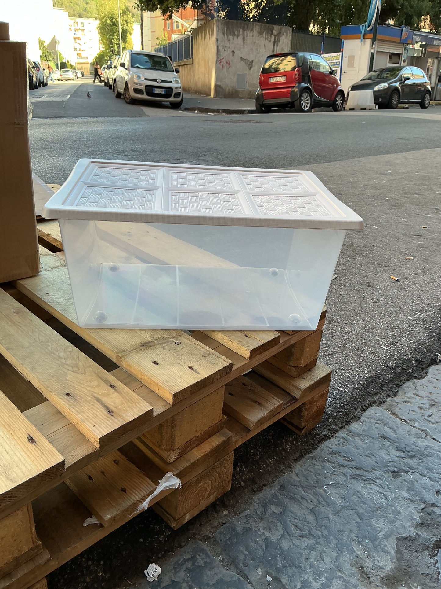 Scatolo cambio di stagione