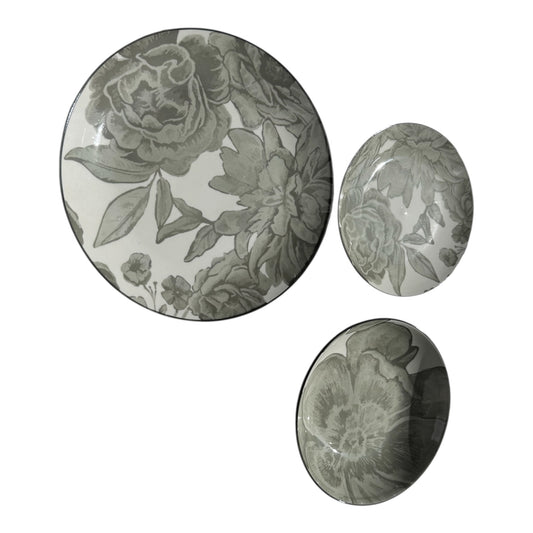 Servizio di piatti fiore grigio