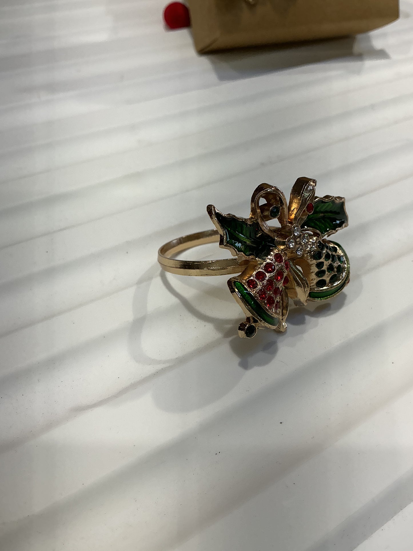 Set 4 portatovaglioli in metallo