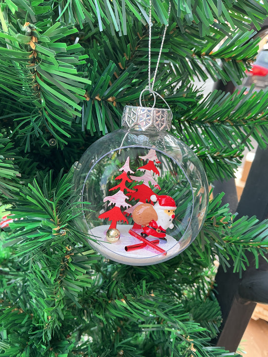 Pallina di Natale con paesaggio