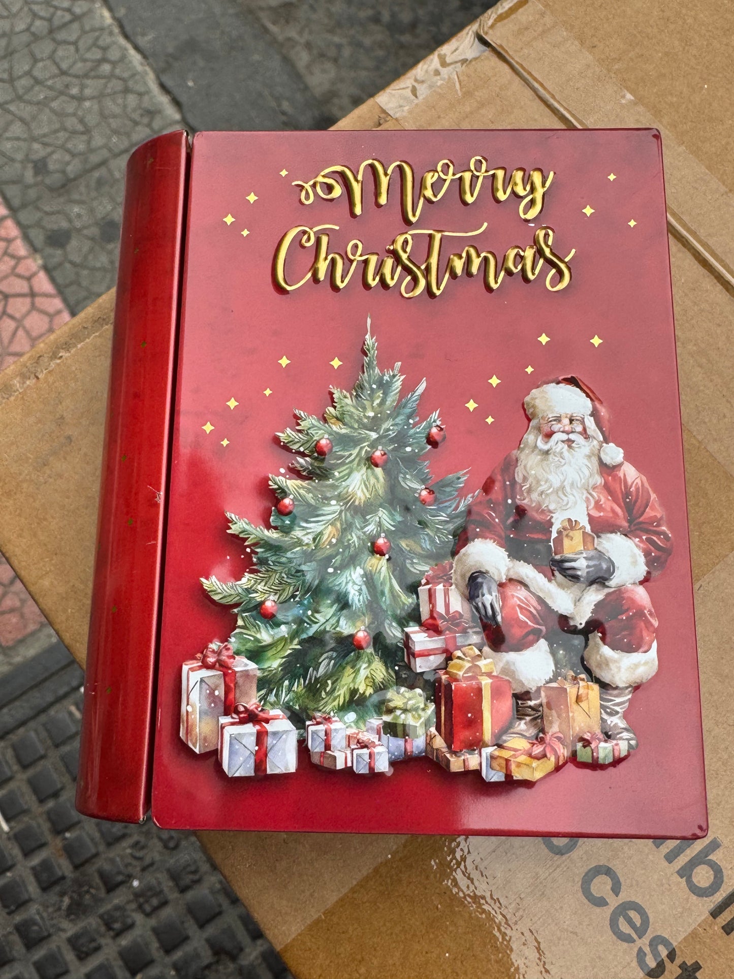 Cofanetto libro in latta
