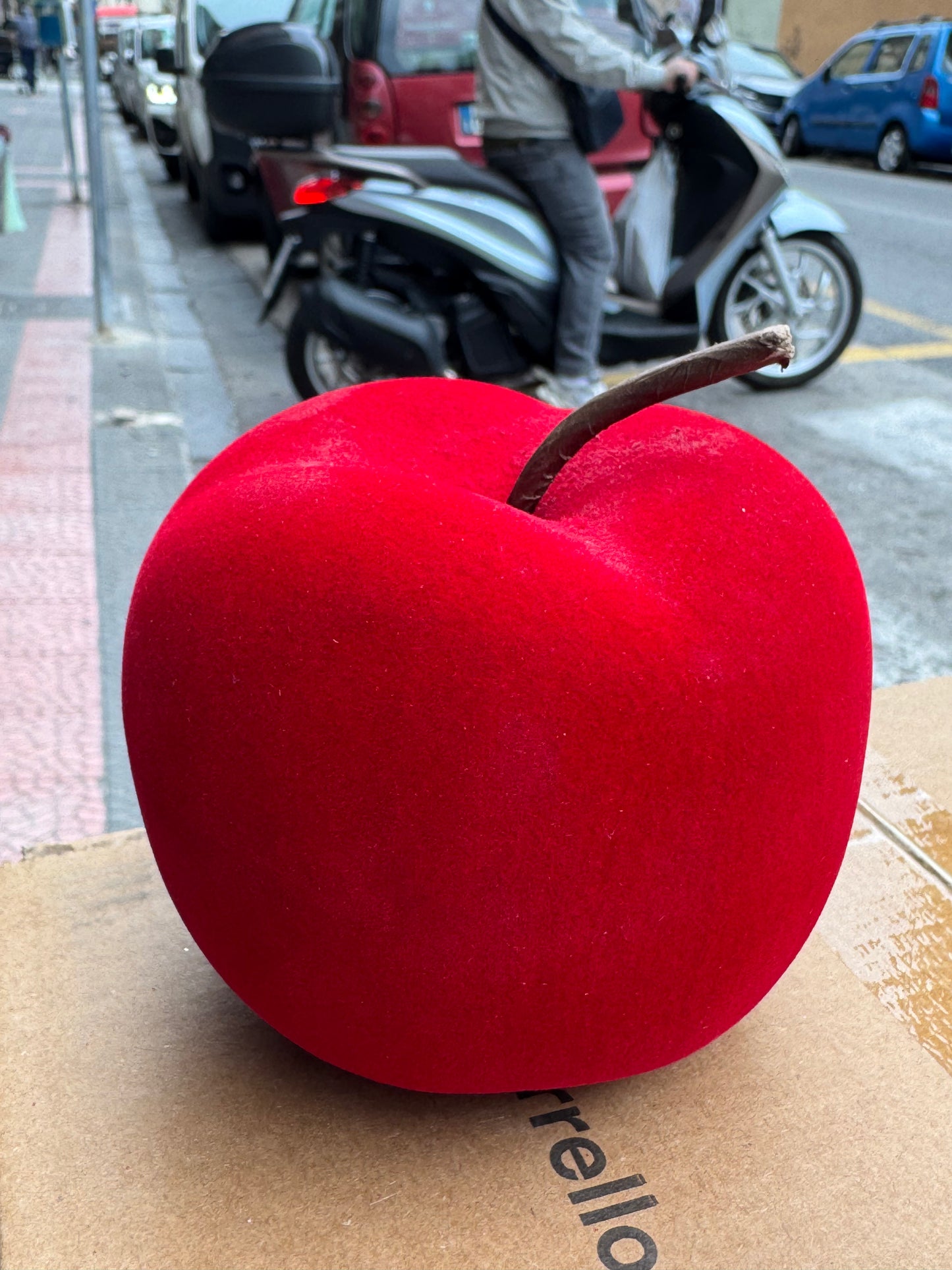 Mela rossa fioccata
