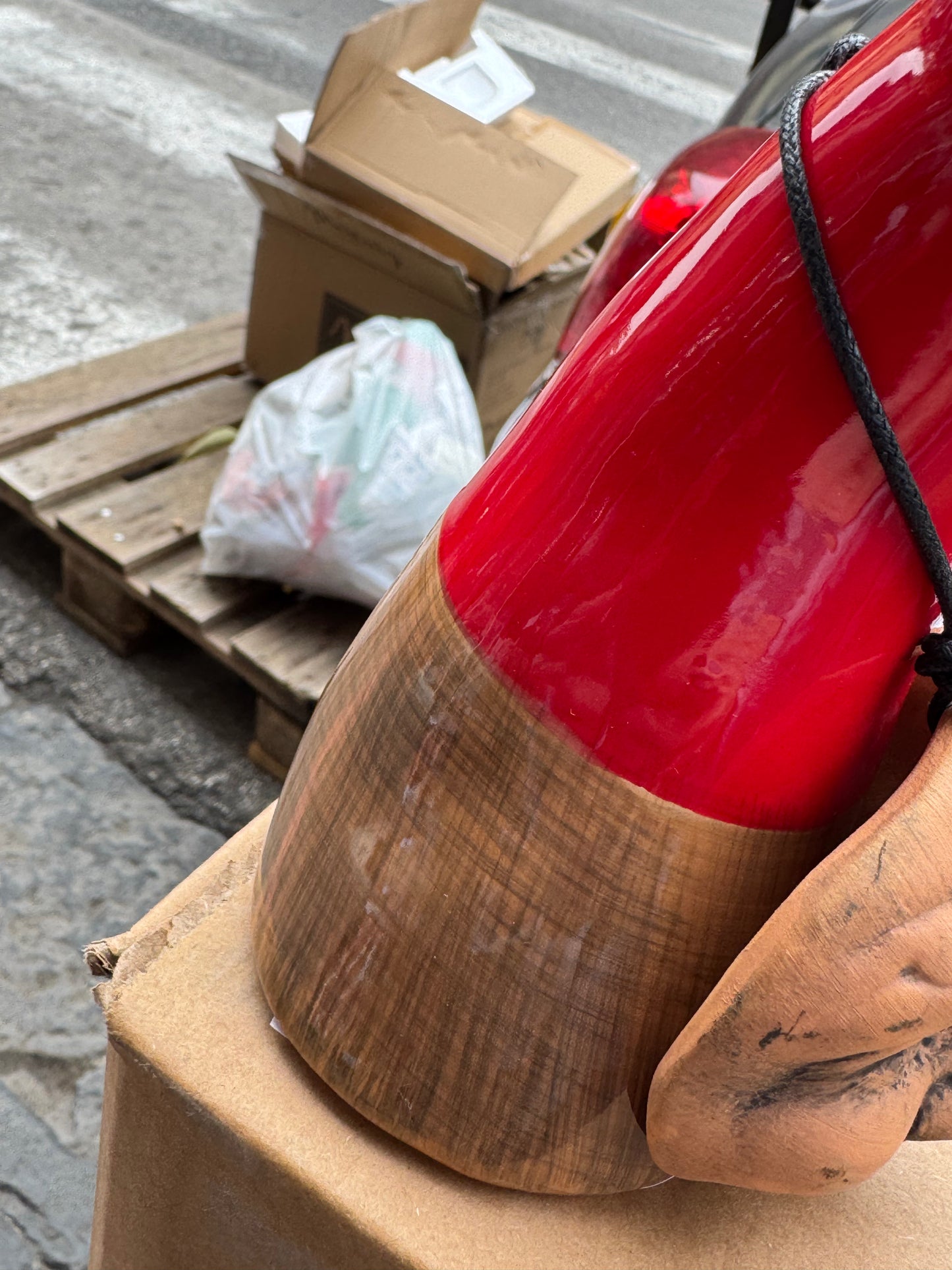 Corni napoletano con maschera in ceramica