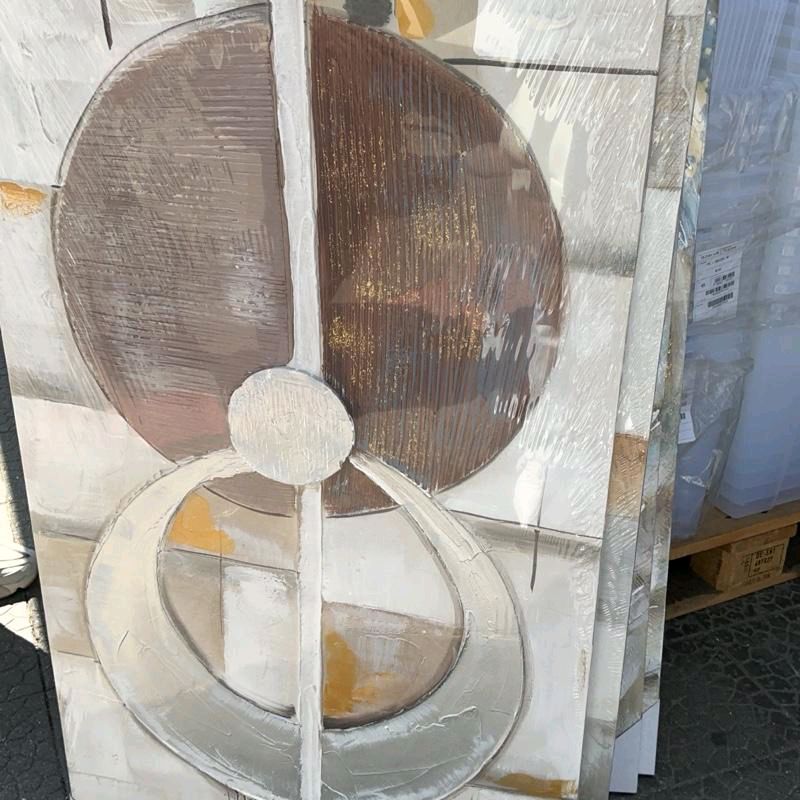Set da 2 quadri ogni tela 60 x120 disponibile in 2 versioni guarda foto allegate da come scegli o ti arriveranno 2 della versione in basso o 2 della versione in alto per decorare i tuoi interni