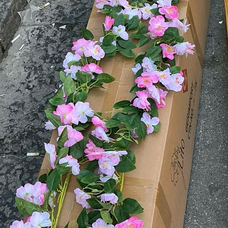 Set da 2 rami di fiori di pesco rampicanti da 2 metri ogni ogni per decorare i tuoi interni ma anche esterni
