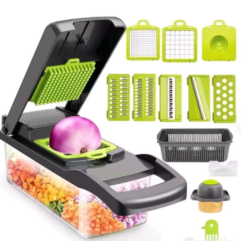 Trita tutto plastica e acciaio