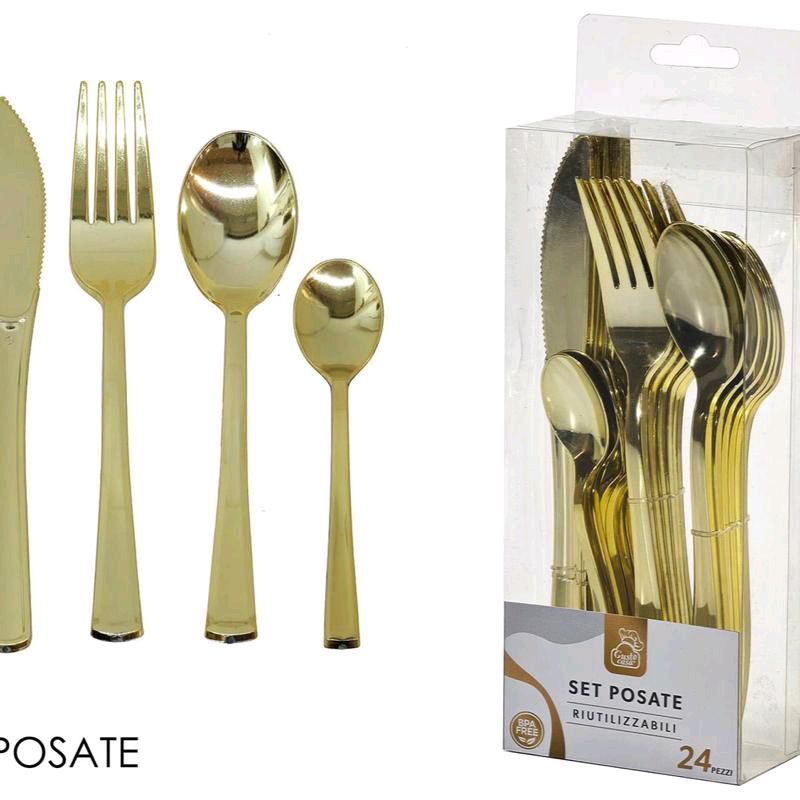 Set posate in plastica in 2 versioni riutilizzabili