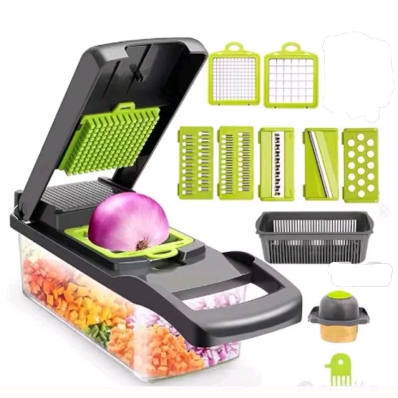 Trita tutto plastica e acciaio